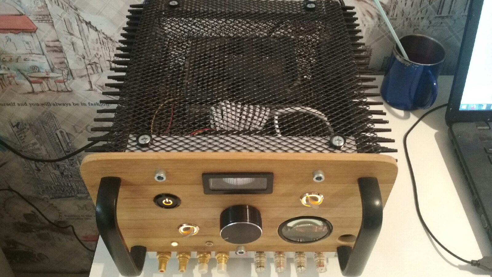 3Z95Xik9Wfg.jpg