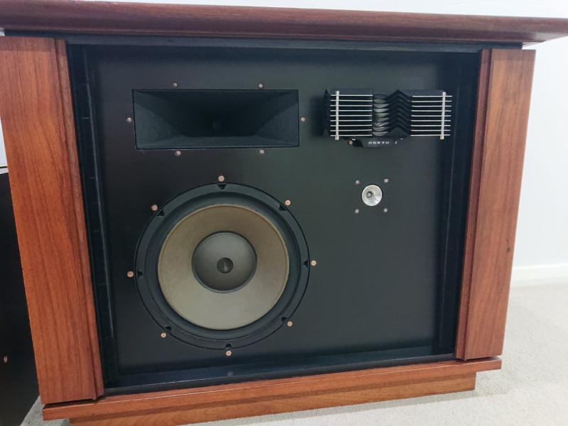 Onkyo Scepter 120.JPG